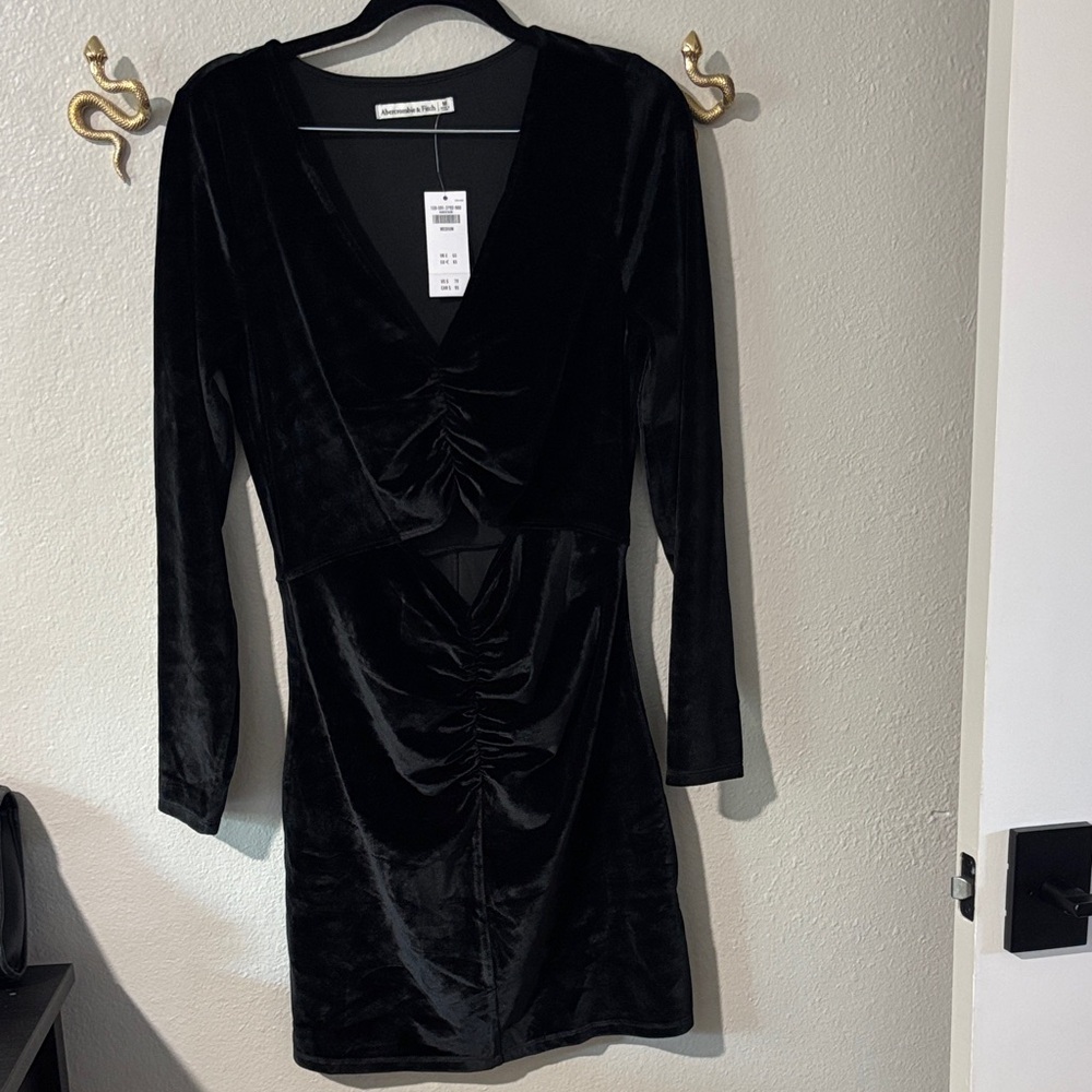 Abercrombie & Fitch Black Velvet Cut Out V-Neck Long Sleeve Mini Dress